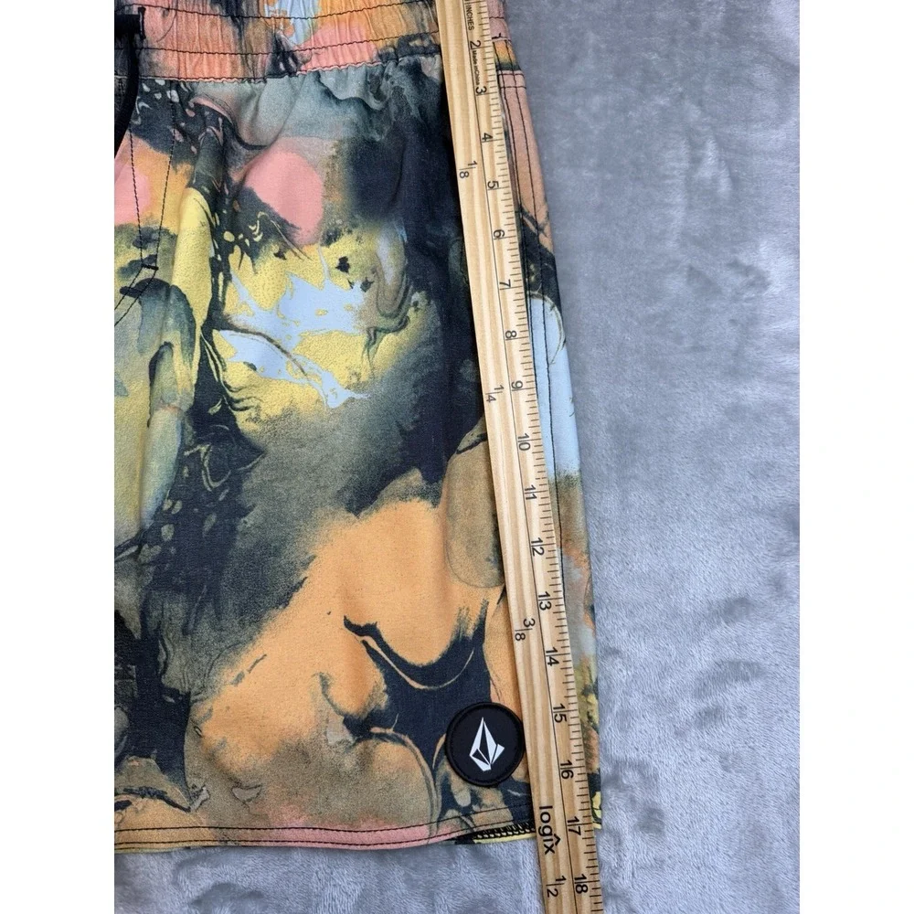 Volcom Stoneys Board Shorts Men's Size 32 Abstract Marble Watercolor Print Swim